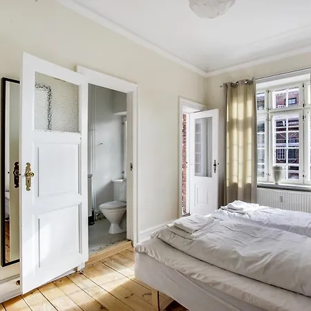 Apartment Forhabningsholms Alle 2 Floor *