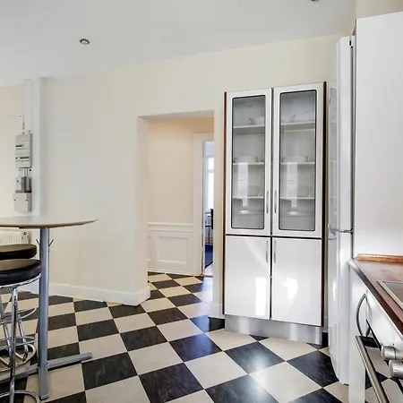 Apartment Forhabningsholms Alle 2 Floor